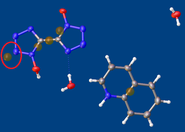 是的,貌似喹啉和红色圈部分是部分质子化,各占一部分,不知道怎么
