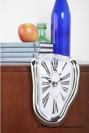 【每日一创意】记忆的永恒 达利软钟